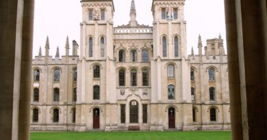 Đại học Oxford ở Anh sử dụng AI để phát triển phương pháp mới nhằm định lượng sự khác biệt trong các thiết bị lượng tử